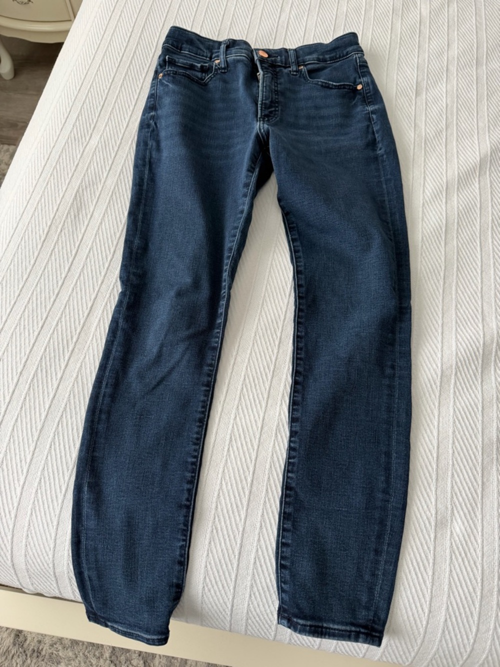 Express Women’s Jeans Size 6 Regular Mid Rise Stretch Skinny Legging Denim